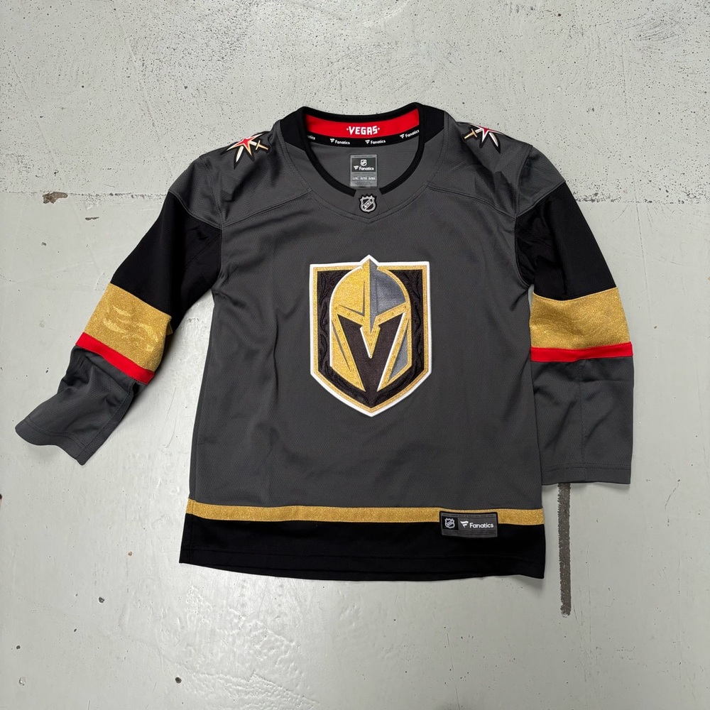 Like New Vegas Golden Knights NHL Hockey Jersey, Y L/XL